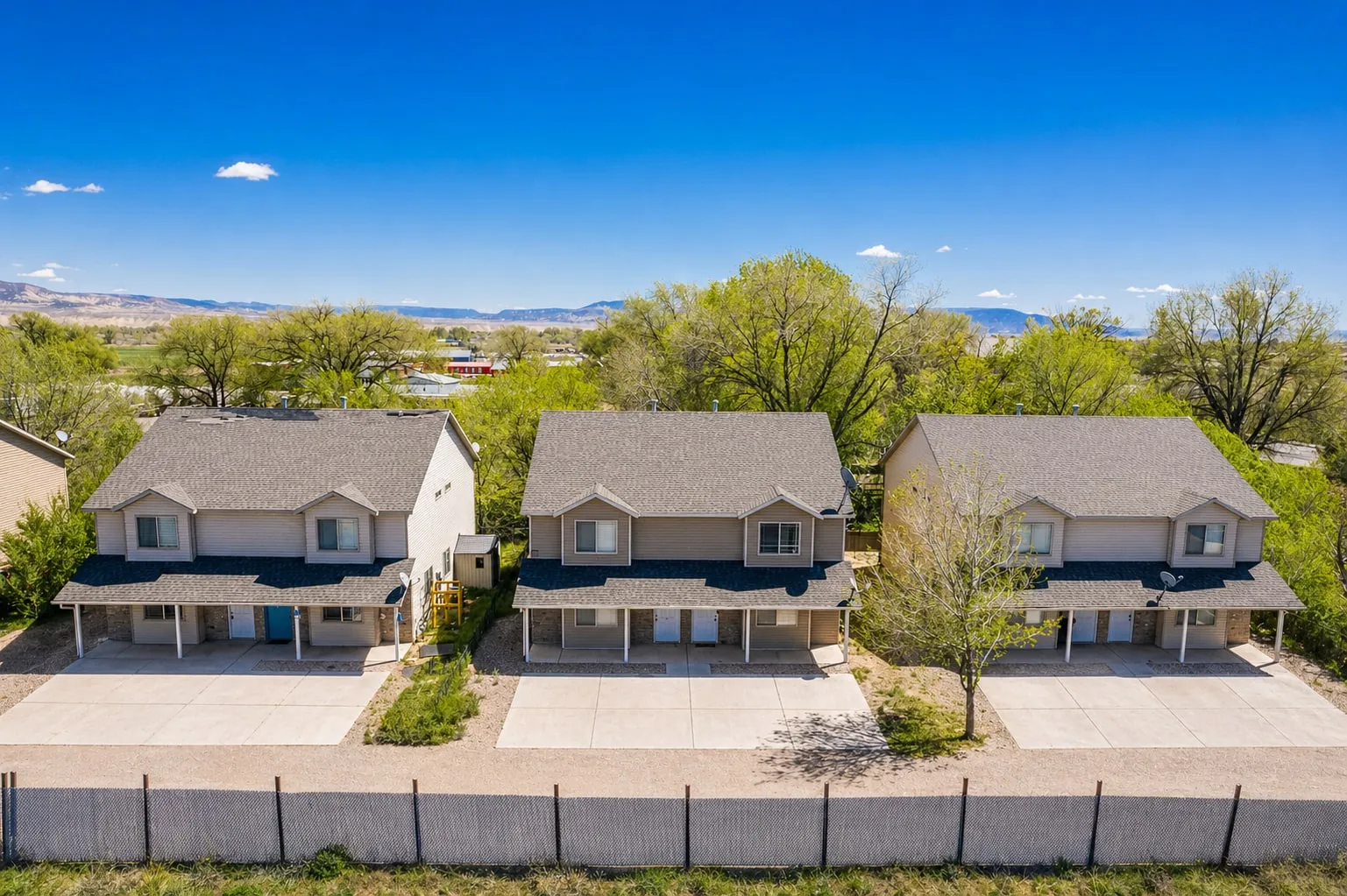 Dino Lane Townhomes — project photo