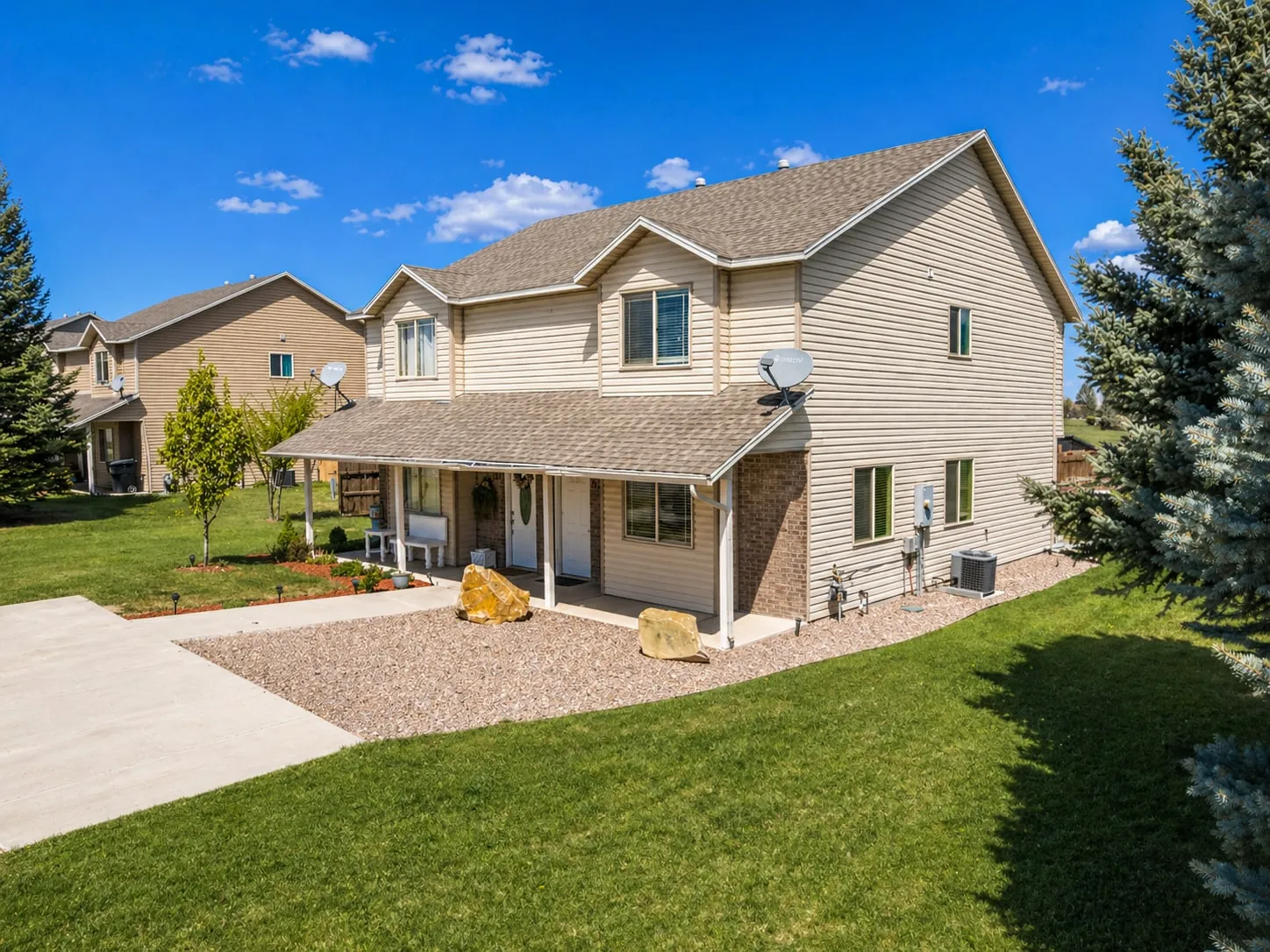 Farm Street Townhomes — project photo
